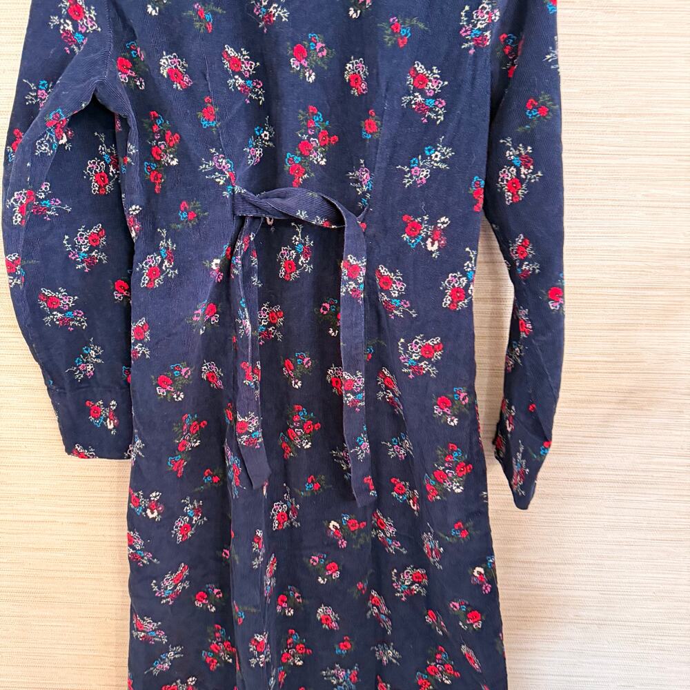 The Vermont Country Store Pintuck Cotton Corduroy dress Navy Floral MP NWT - Picture 5 of 7
